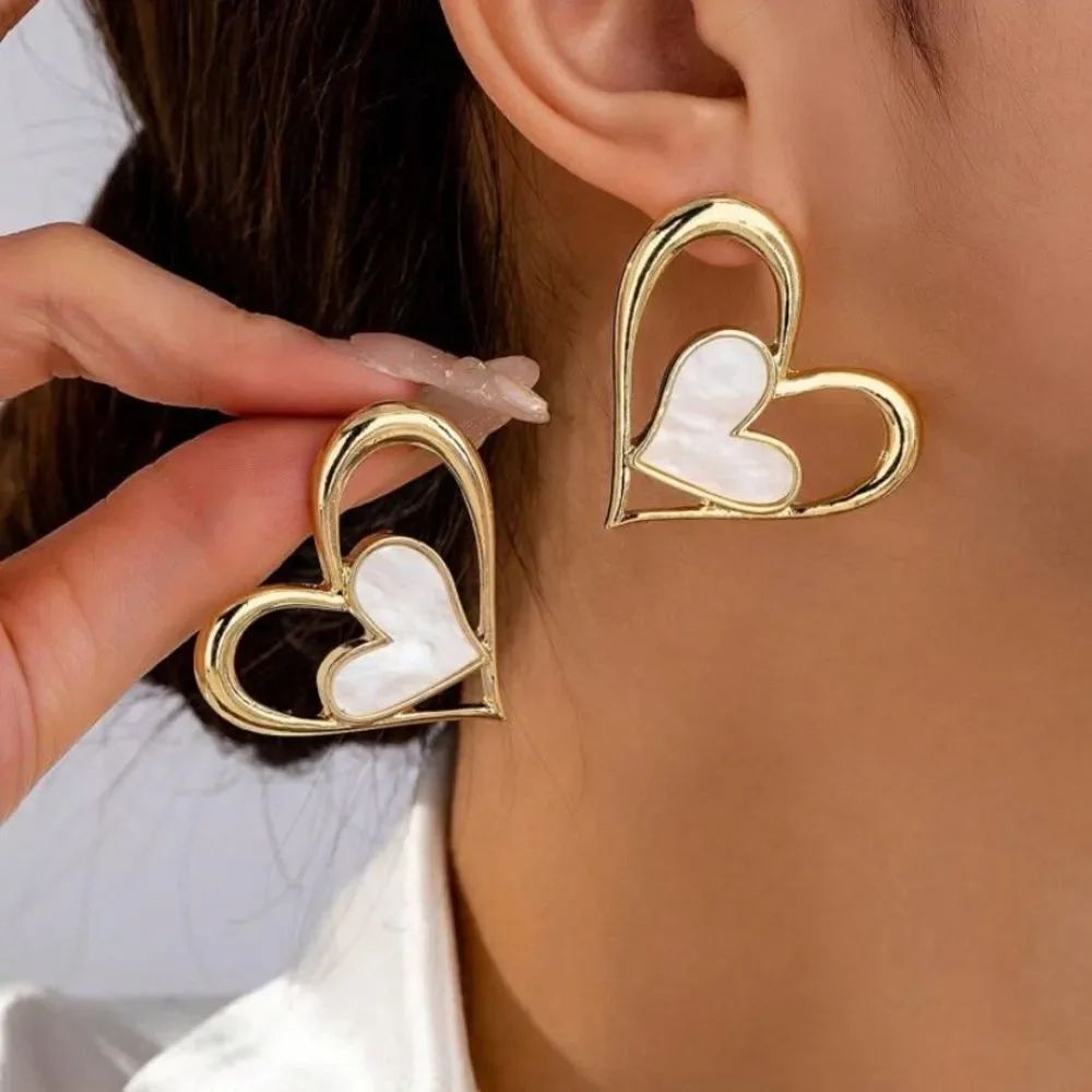 3for$20 1pair Minimalist Chic Versatile European American Hollow heart print